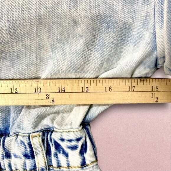 BlankNyc Rompers Womens Sz XS Acid Wash Blue Denim Short Sleeve Pockets Jumpsuit - Picture 8 of 12